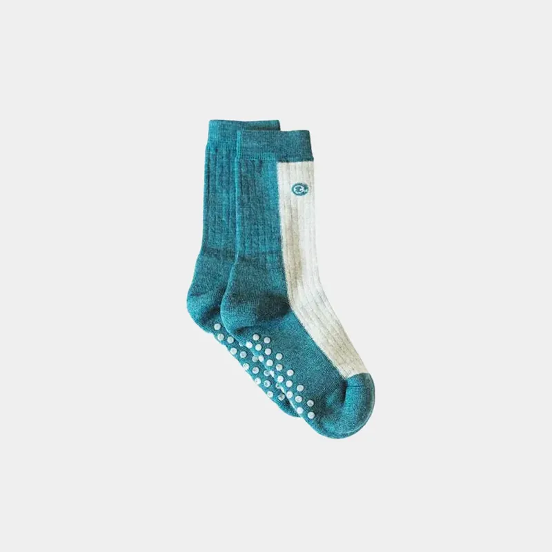 Q for Quinn Wool Socks